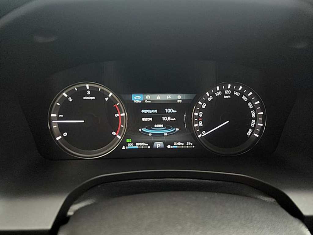 Ssangyong Rexton - Vista 9