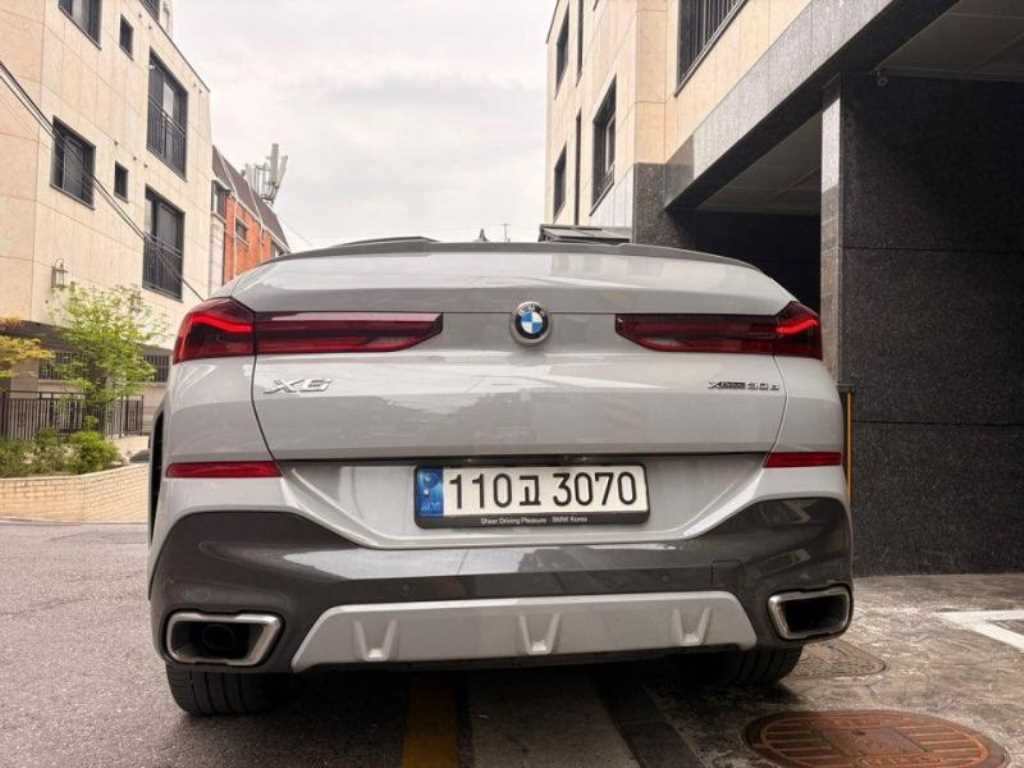 BMW X6 - Vista 5