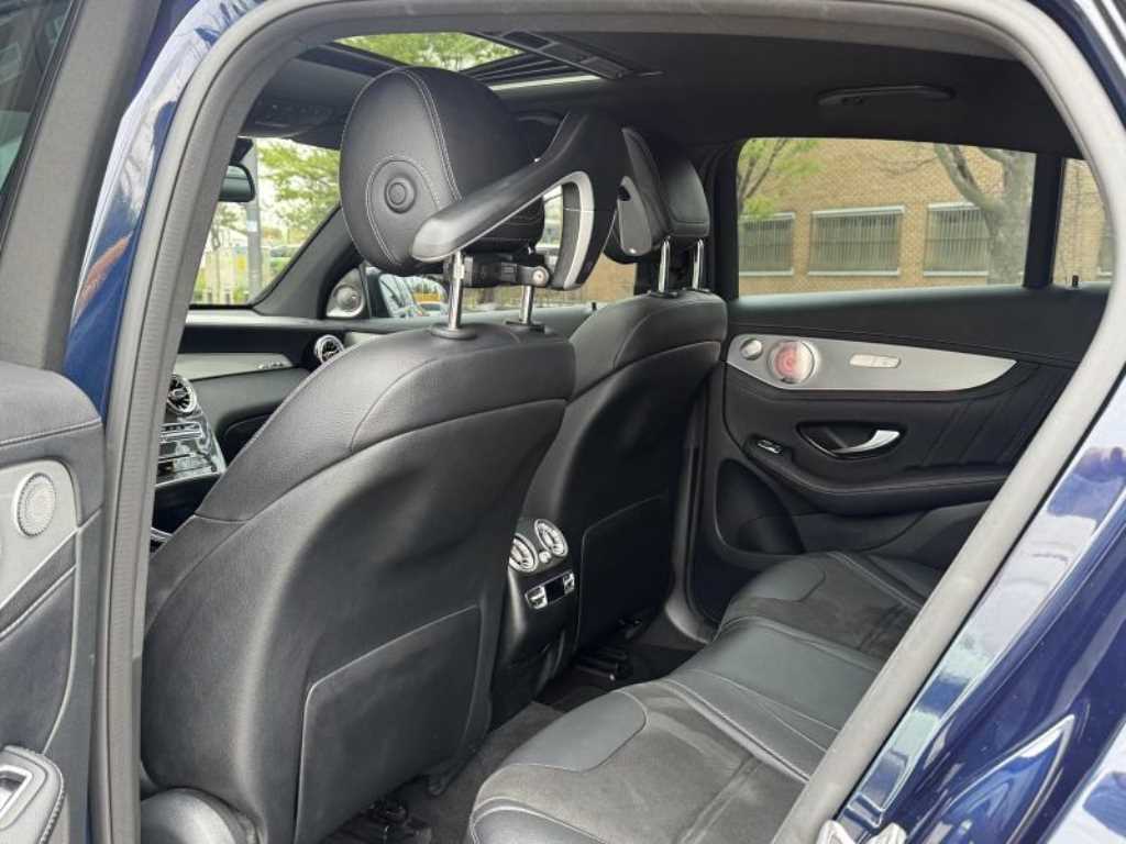 Mercedes Benz GLC Class - Vista 10