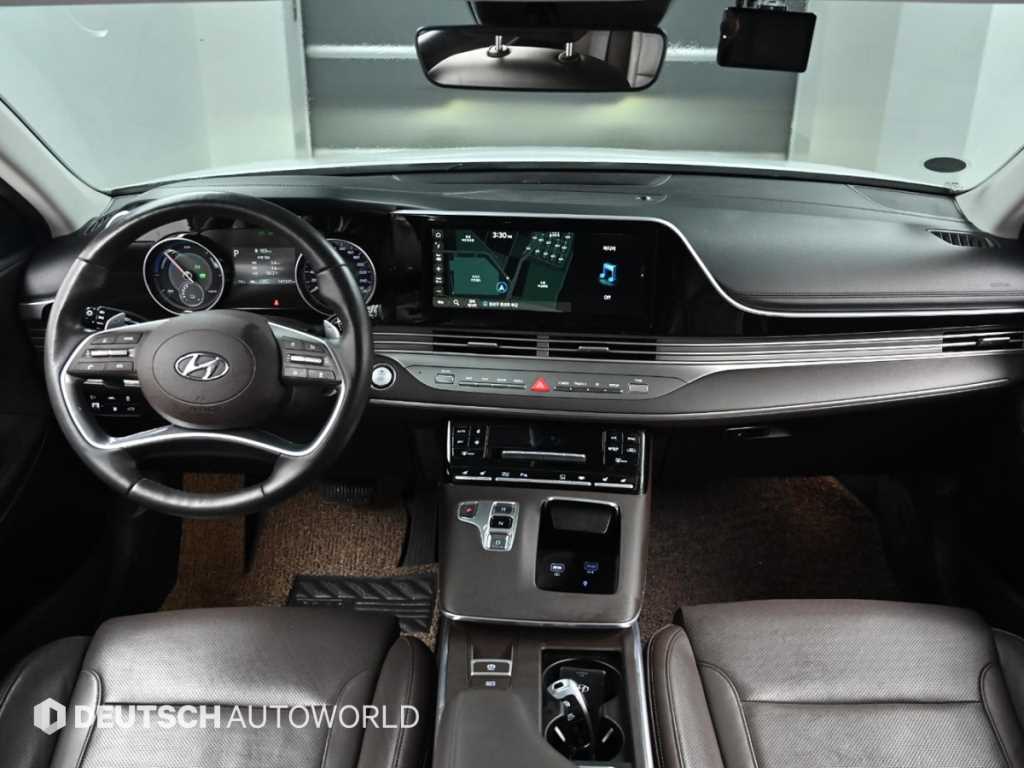 HYUNDAI Grandeur - Vista 7