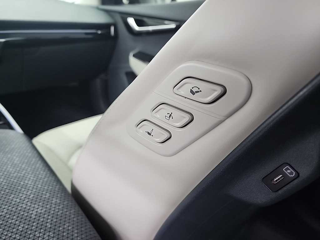 KIA EV6 2022 Blanco - Importación desde Corea - HF Imports Iquique - Foto 13