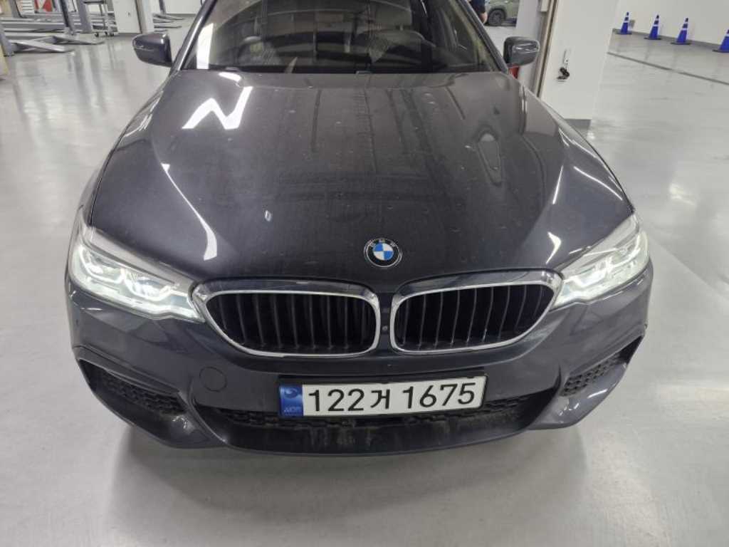 BMW 5 Series 2018 Gris - Importación desde Corea - HF Imports Iquique - Foto 1
