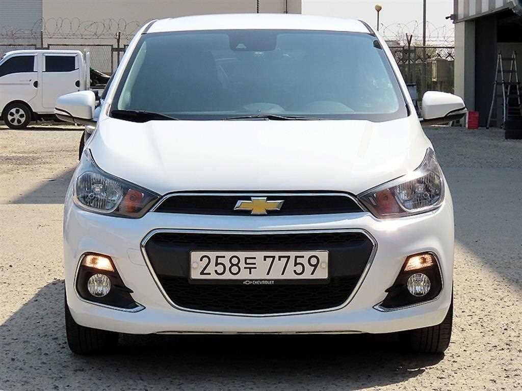 Chevrolet Spark 2017 Blanco - Importación desde Corea - HF Imports Iquique - Foto 1