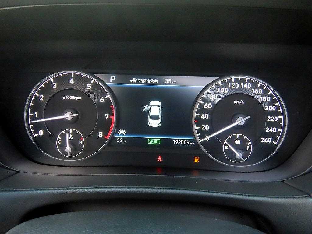 Genesis EQ900 - Vista 9