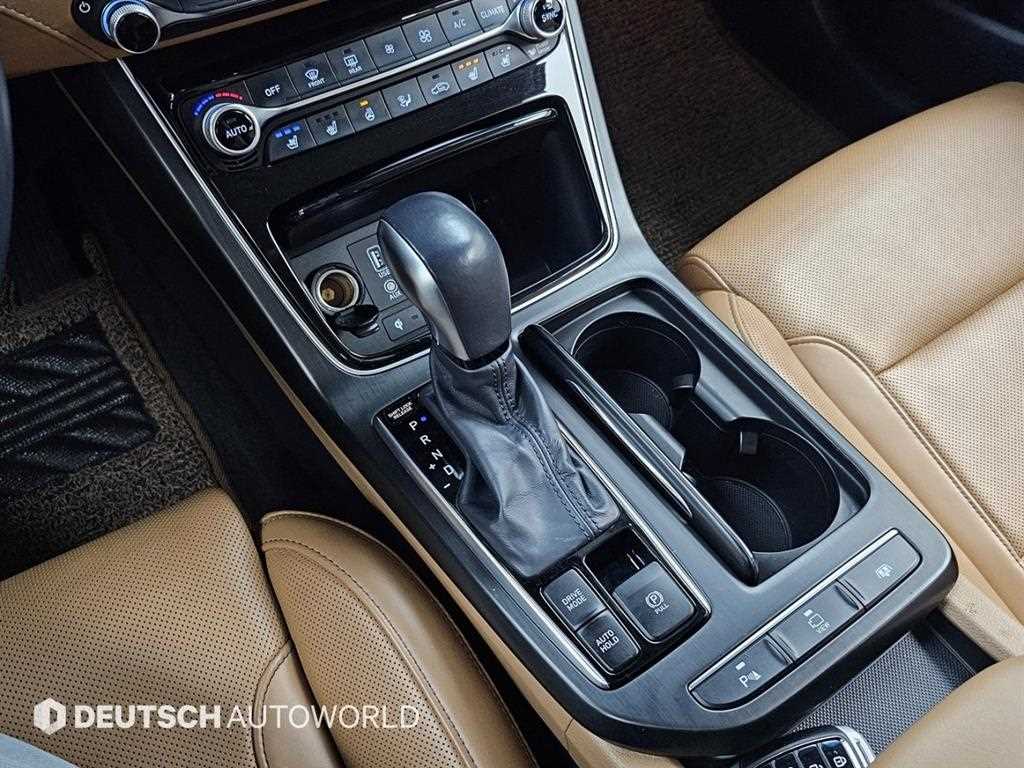 HYUNDAI Grandeur - Vista 9