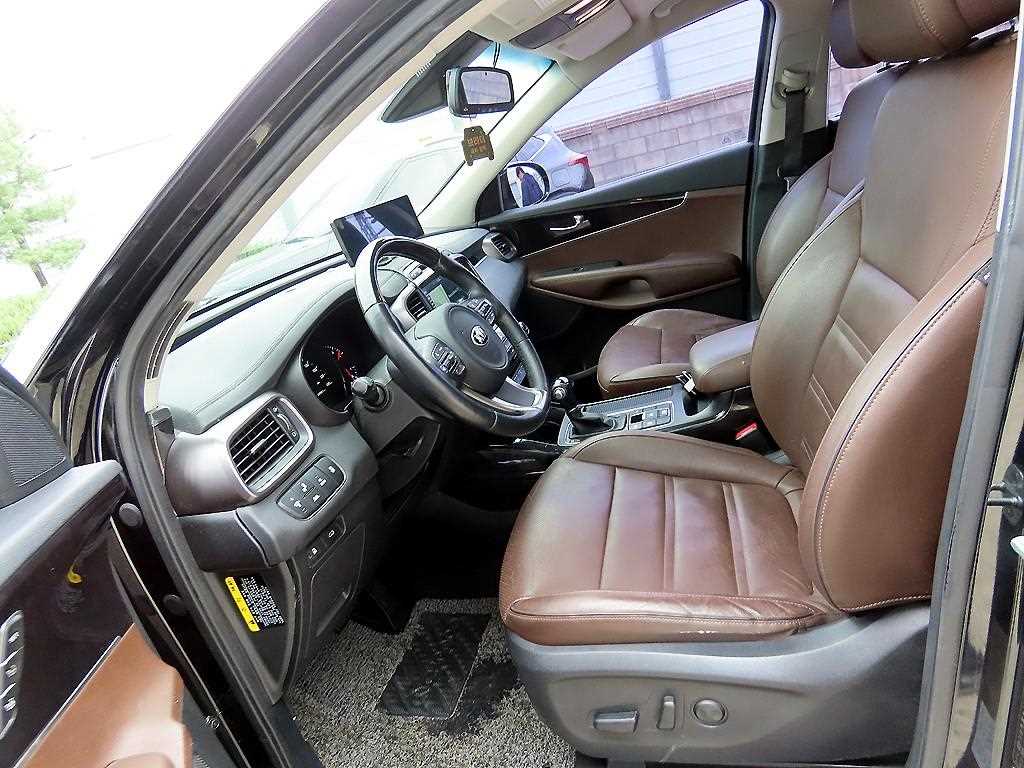 KIA Sorento - Vista 5