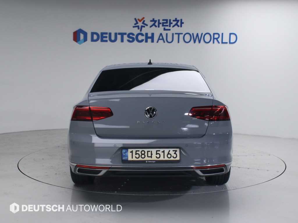 Volkswagen Passat - Vista 4