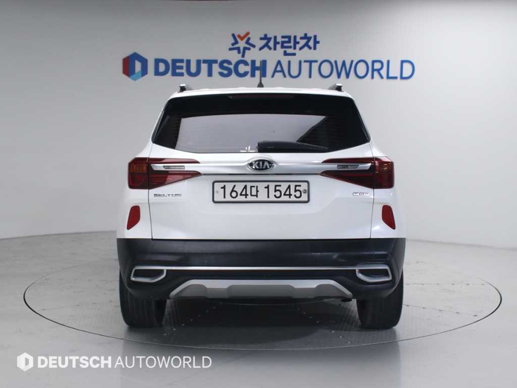 KIA Seltos - Vista 4