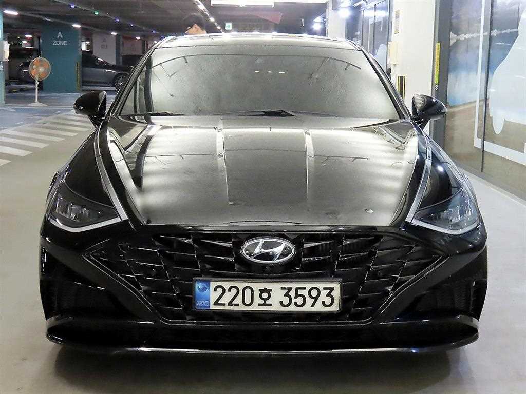 HYUNDAI Sonata - Vista 2