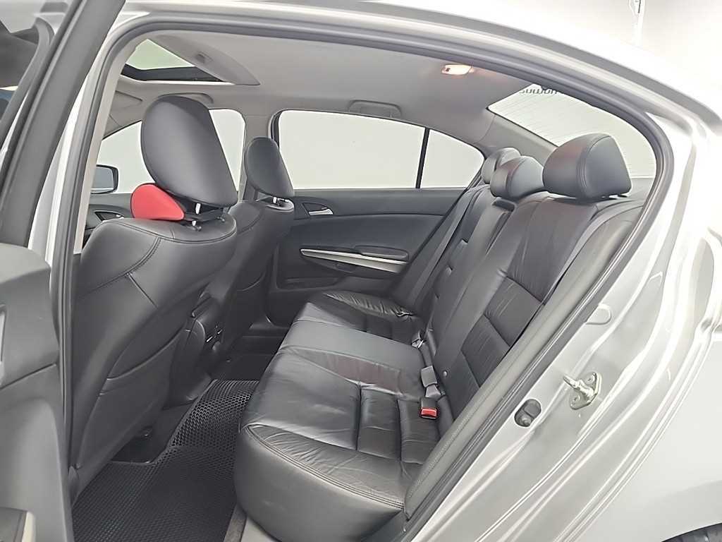 Honda Accord - Vista 12