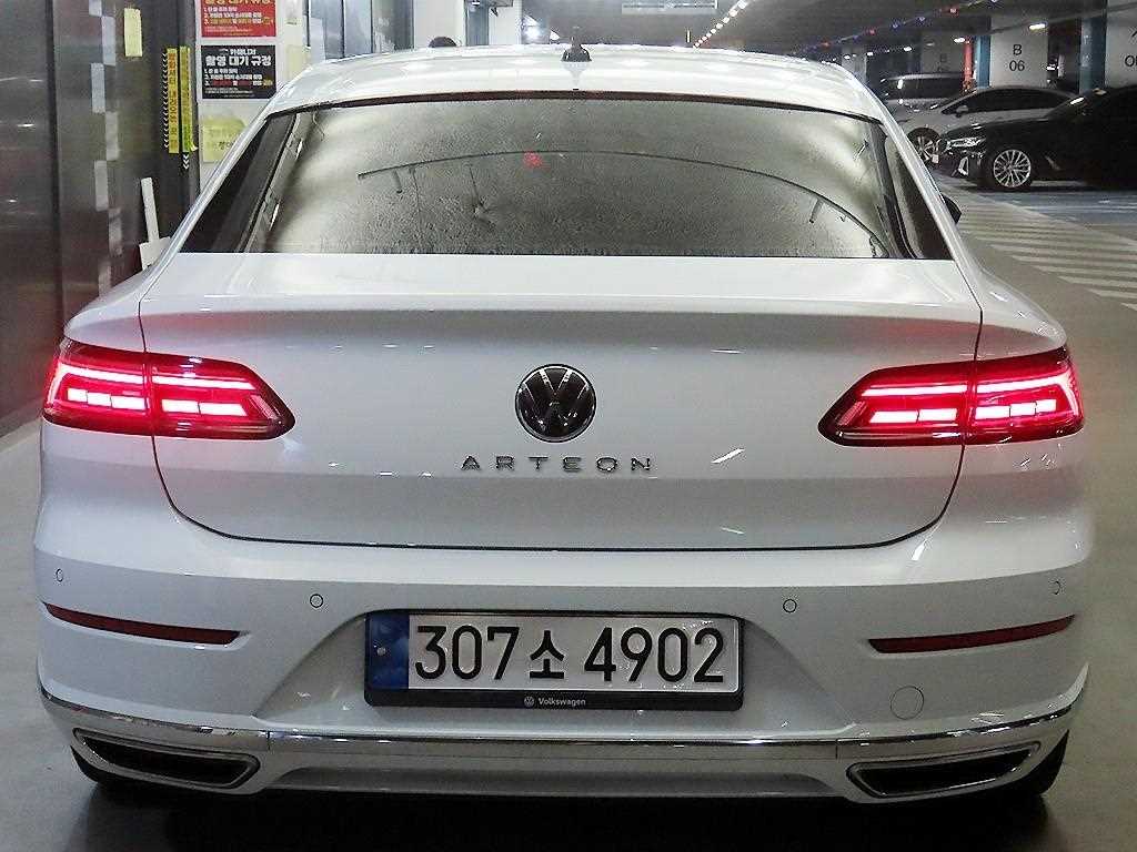 Volkswagen Arteon - Vista 5