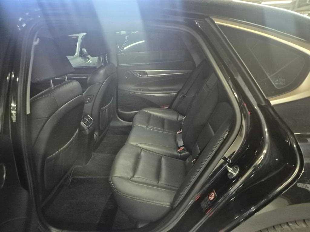 HYUNDAI Grandeur - Vista 6