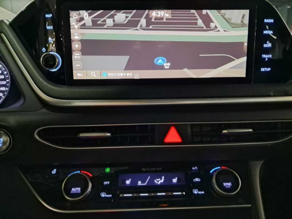 HYUNDAI Sonata - Vista 11