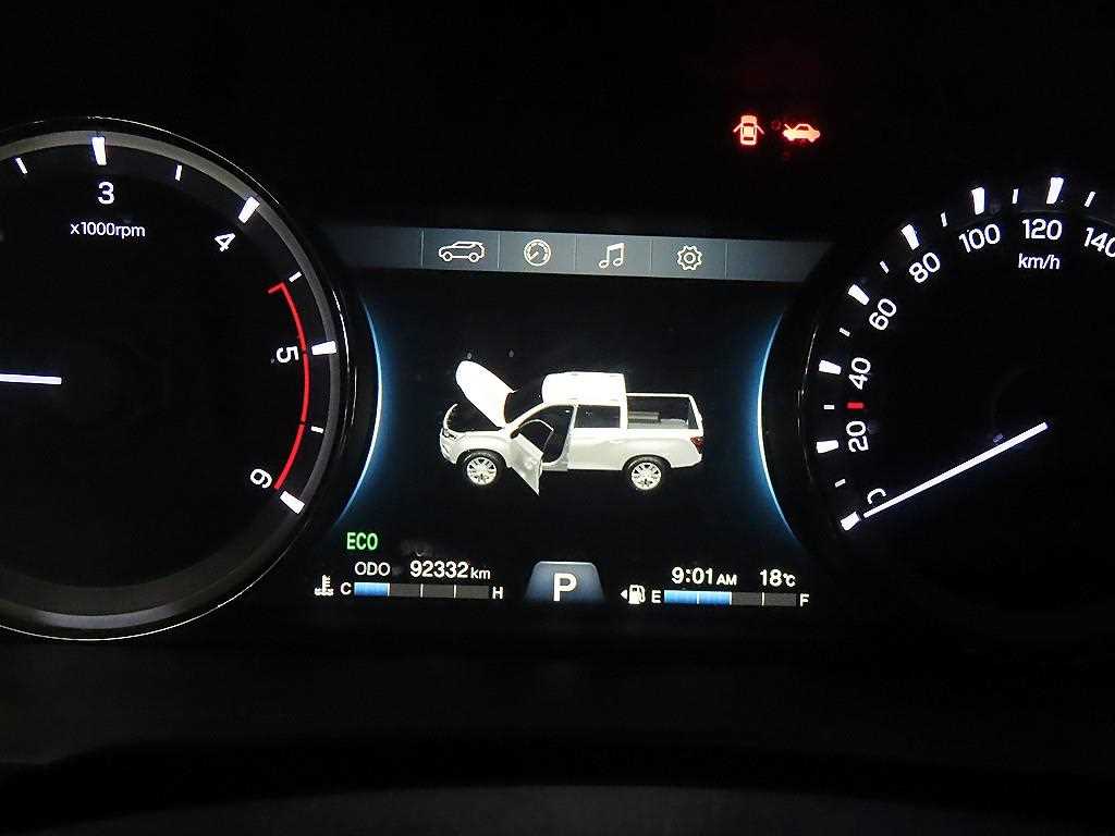 Ssangyong Rexton - Vista 9