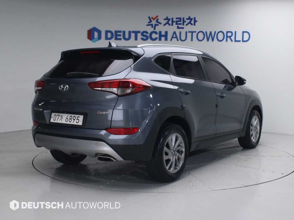 HYUNDAI Tucson - Vista 2