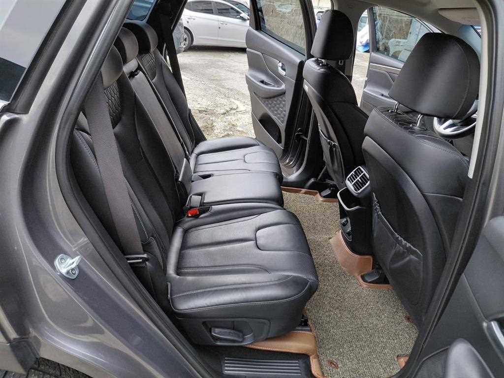 HYUNDAI Santa Fe - Vista 11