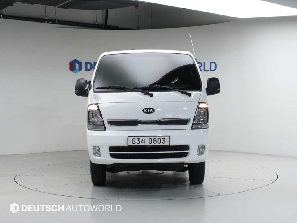 Small Truck Cargo (small) - Vista 3