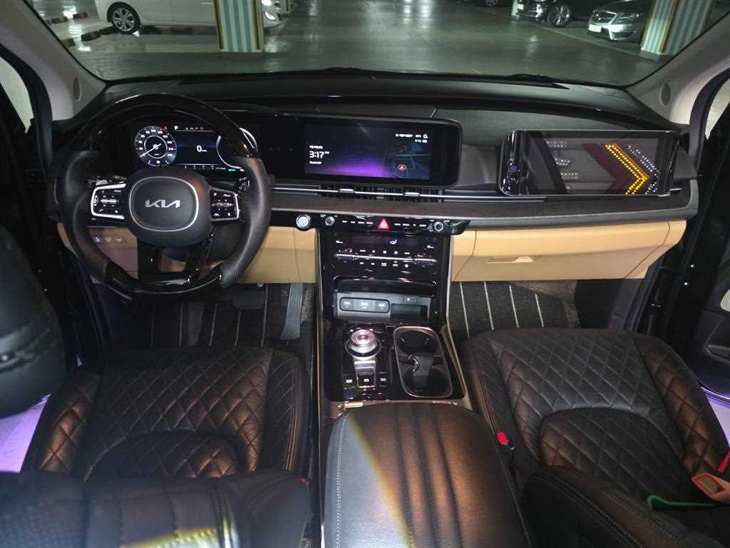 KIA Carnival - Vista 2