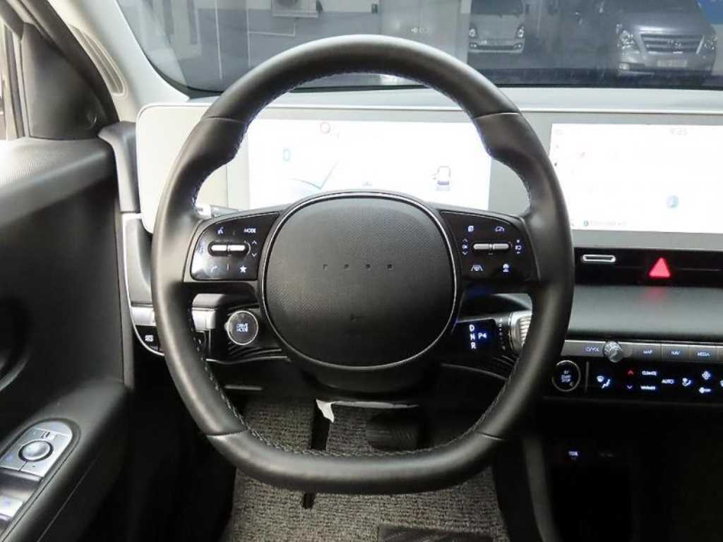 HYUNDAI Ioniq 5 - Vista 7