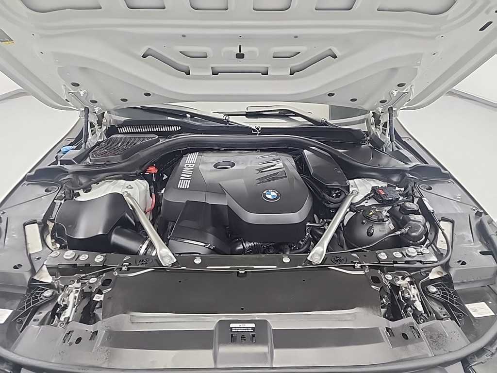 BMW 5 Series - Vista 5