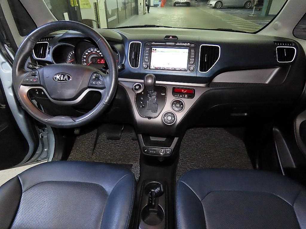 KIA Ray - Vista 10