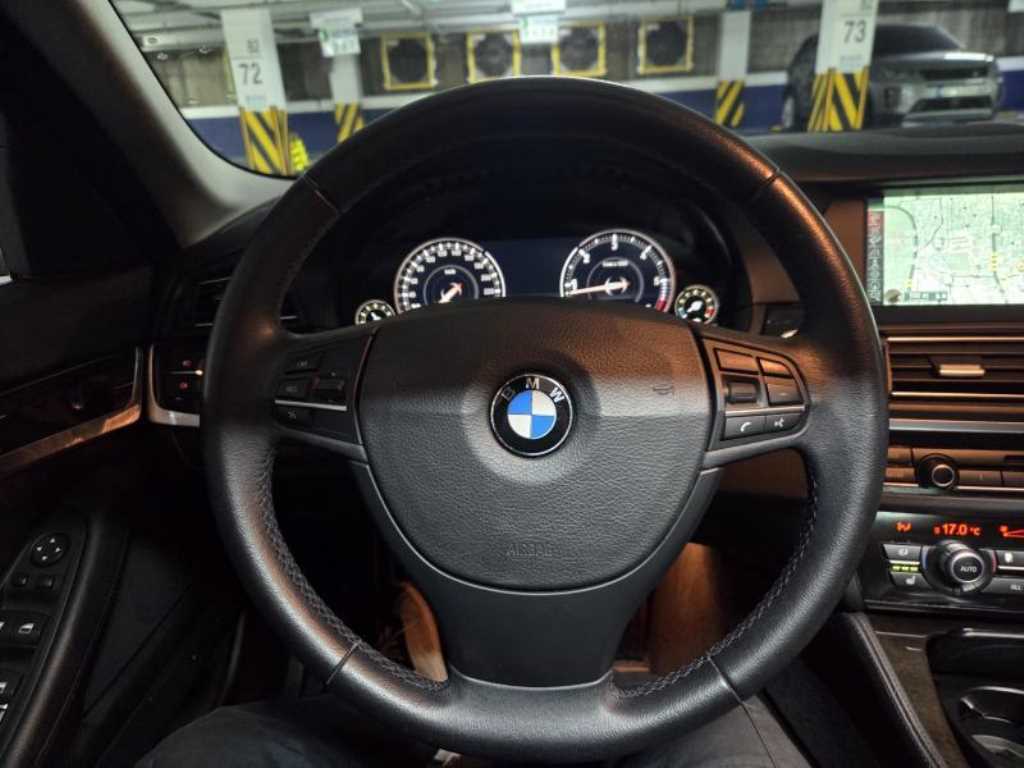 BMW 5 Series - Vista 6
