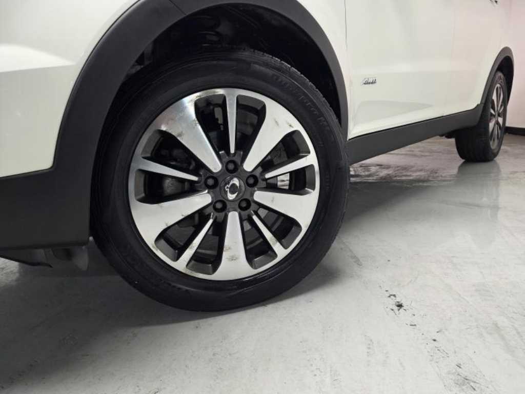 Ssangyong Korando 2015 Blanco - Importación desde Corea - HF Imports Iquique - Foto 20