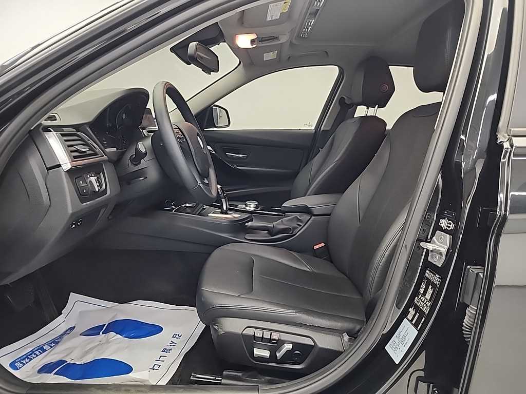BMW 3 series - Vista 11