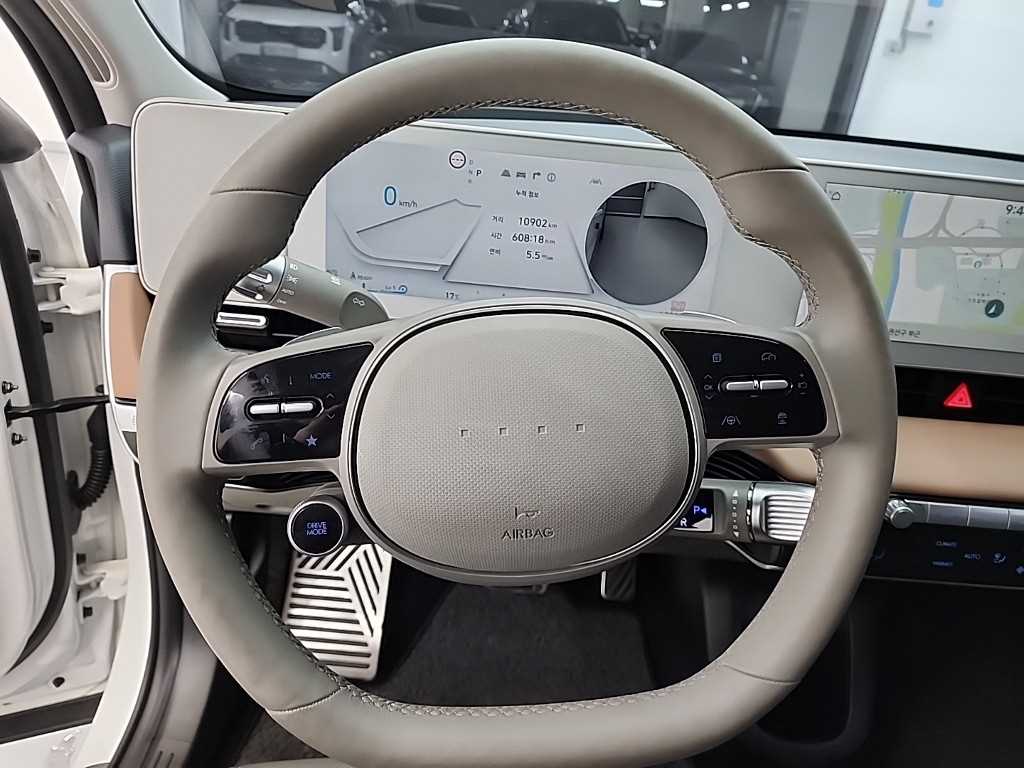 HYUNDAI Ioniq 5 - Vista 9