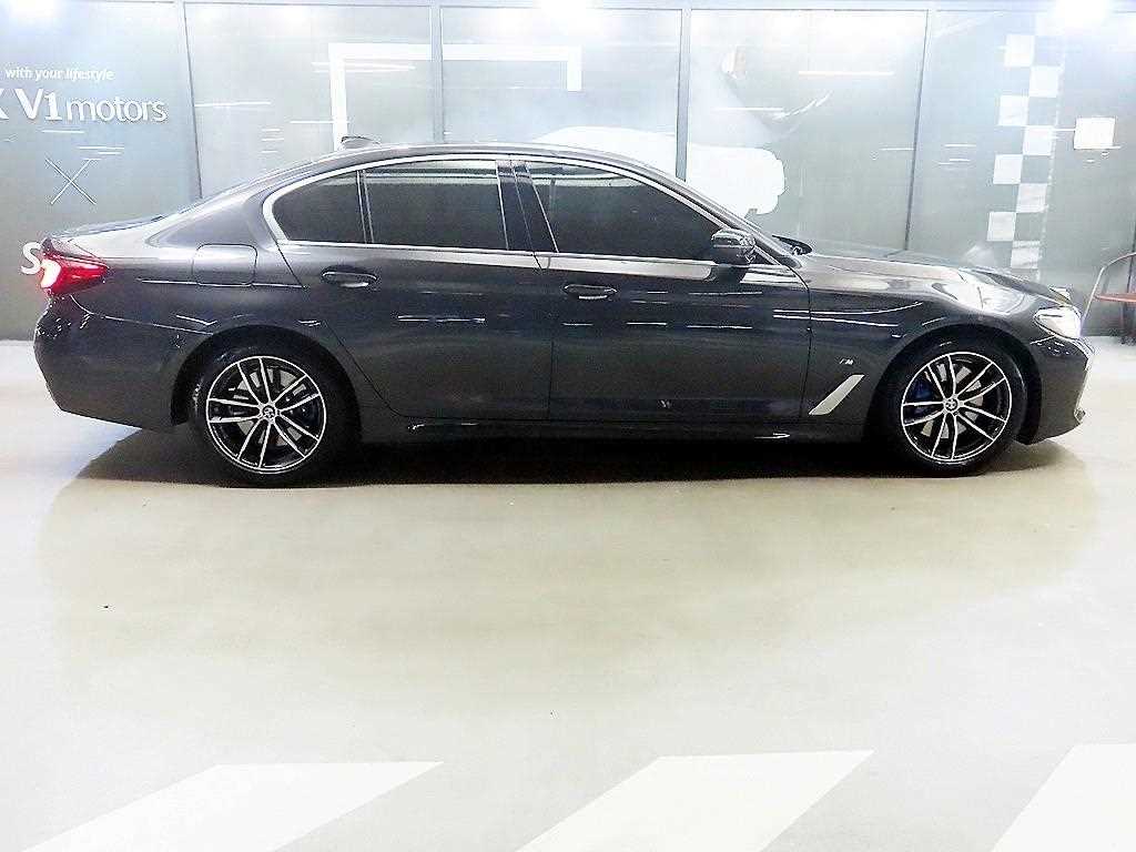 BMW 5 Series - Vista 3