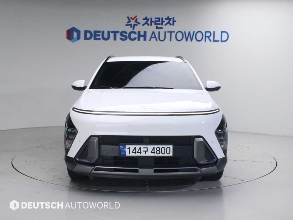 HYUNDAI Kona - Vista 3