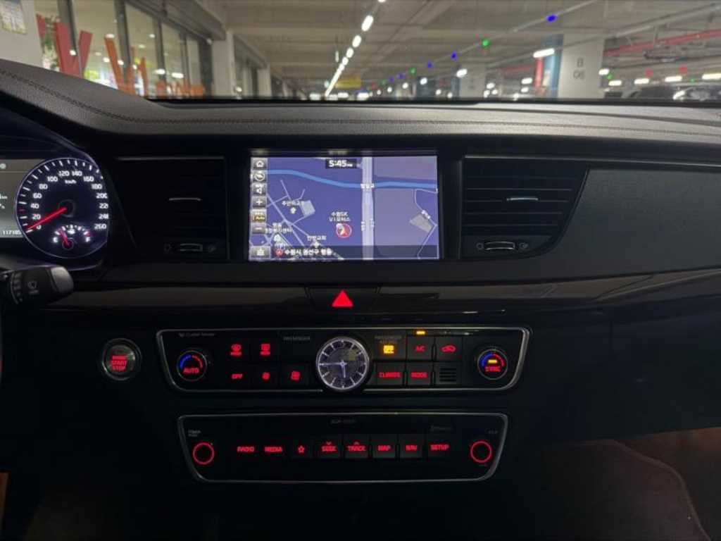 KIA K7 - Vista 10