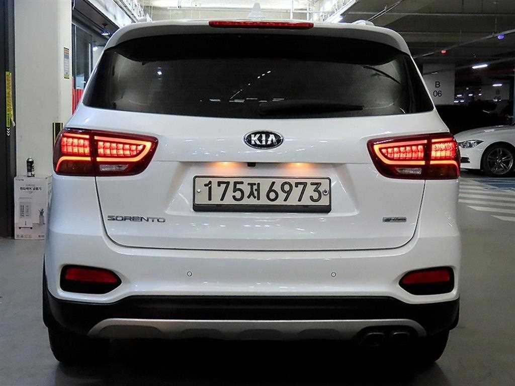 KIA Sorento - Vista 5
