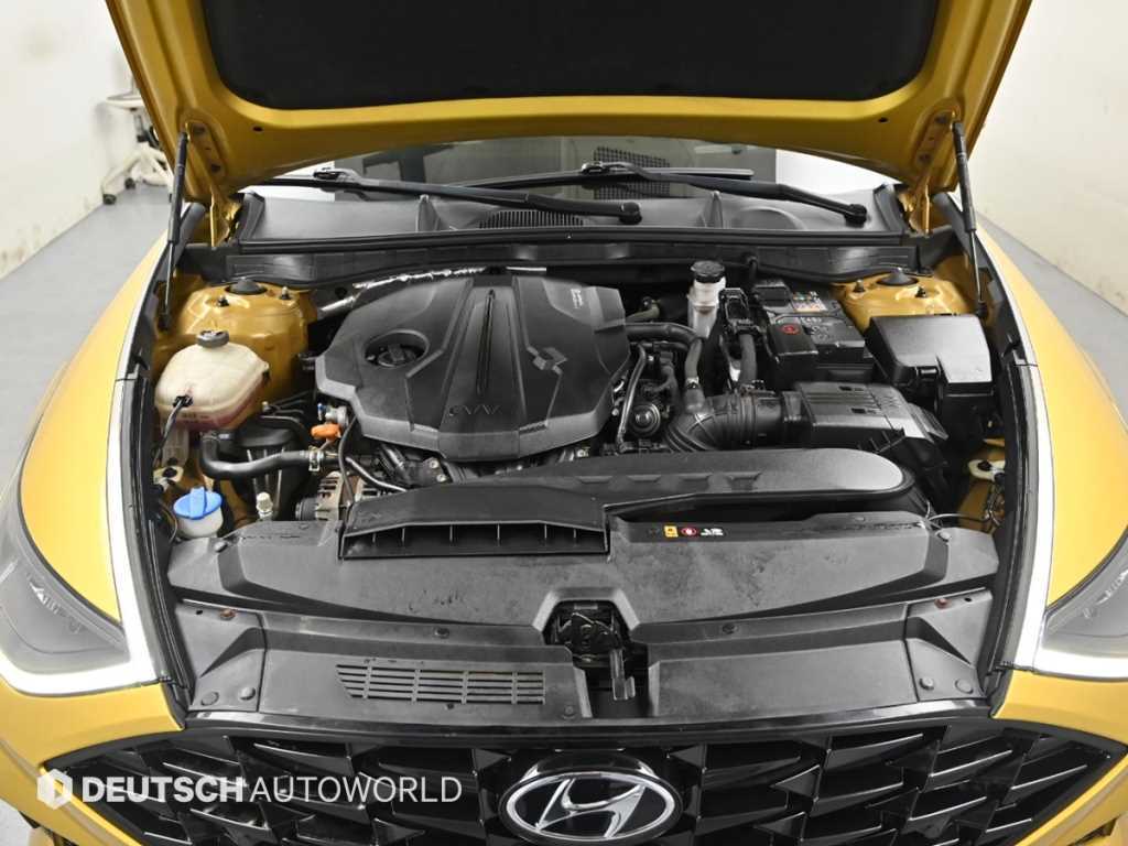 HYUNDAI Sonata - Vista 6