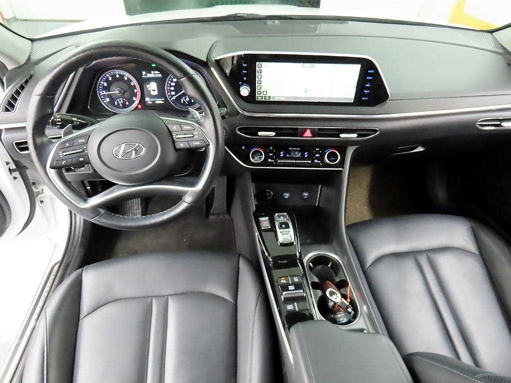 HYUNDAI Sonata - Vista 7