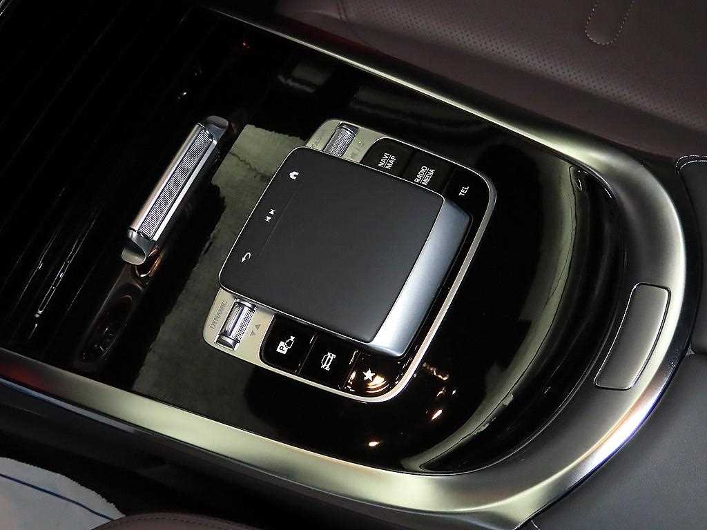 Mercedes Benz G Class (G Wagen) 2025 Blanco - Importación desde Corea - HF Imports Iquique - Foto 13