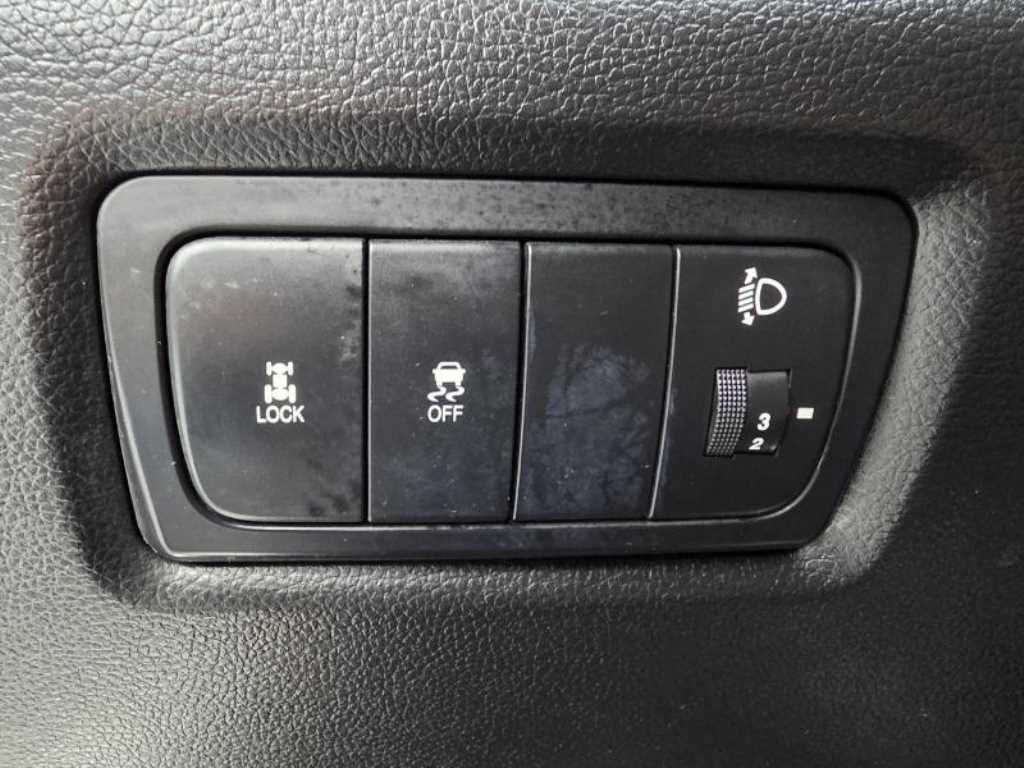 Ssangyong Korando 2015 Blanco - Importación desde Corea - HF Imports Iquique - Foto 18