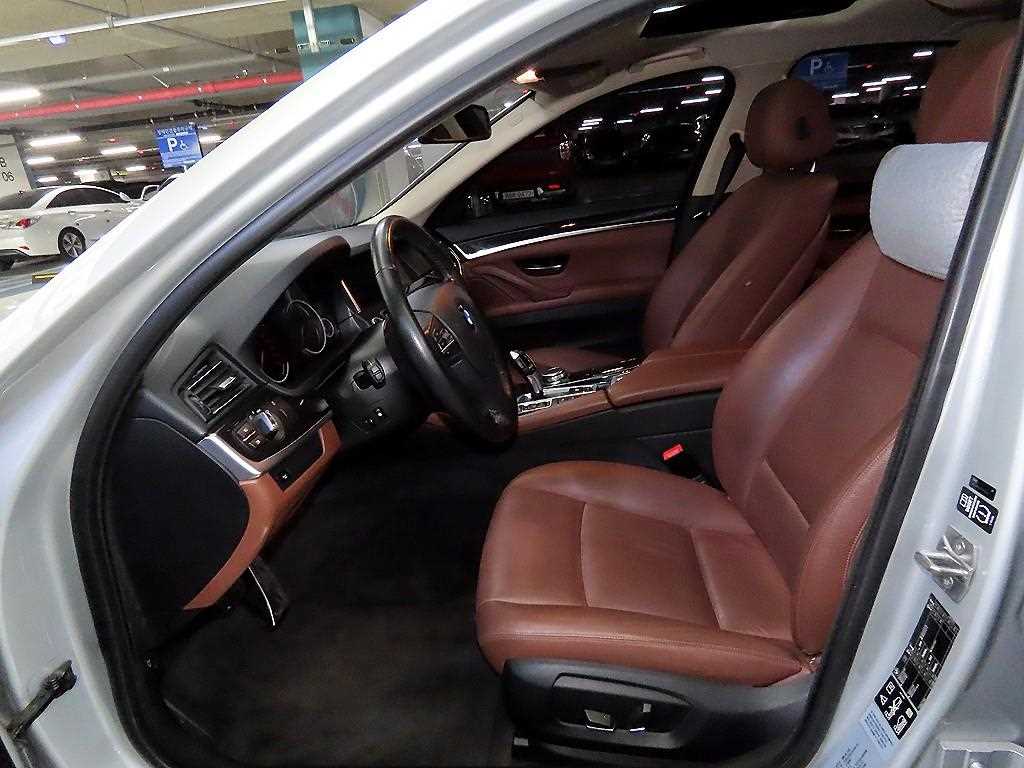 BMW 5 Series - Vista 6
