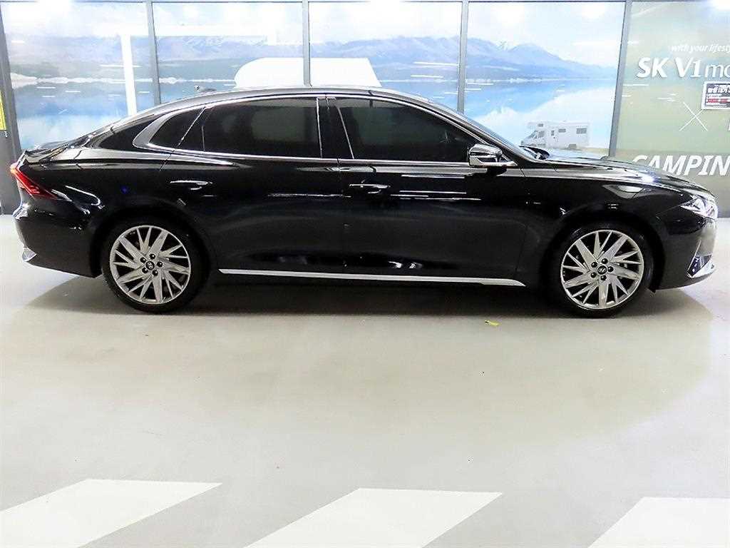 HYUNDAI Grandeur - Vista 3