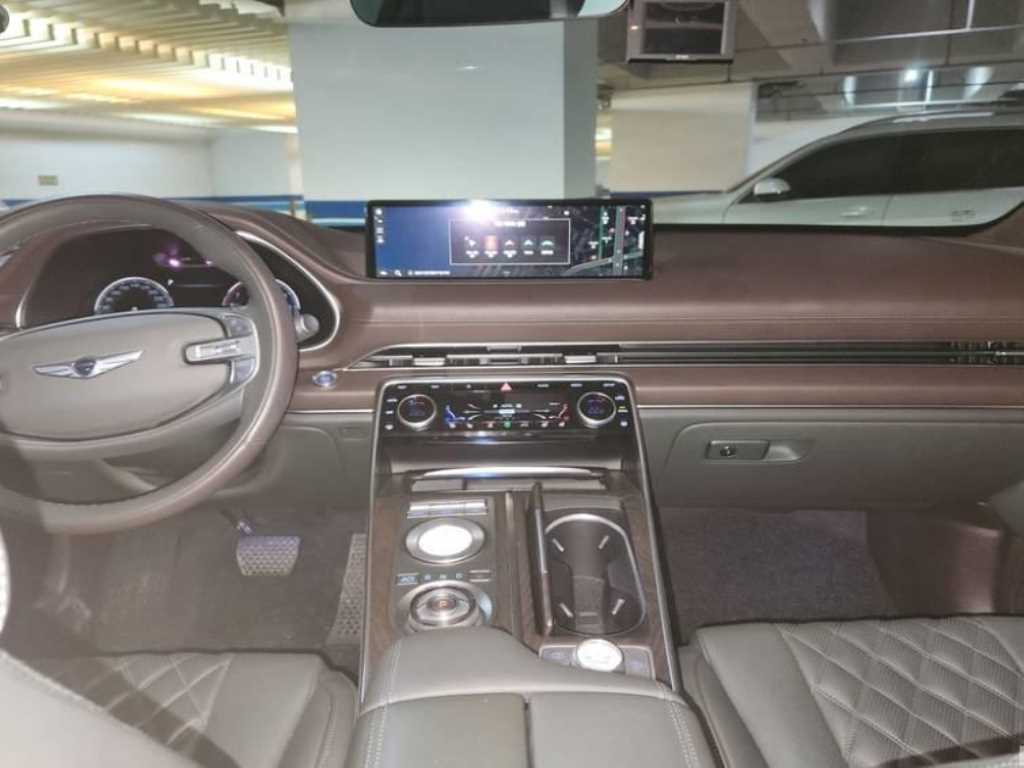 Genesis GV80 - Vista 2