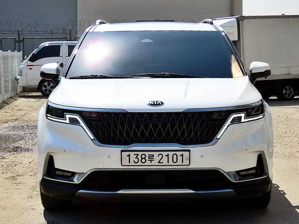KIA Carnival 2021 Blanco - Importación desde Corea - HF Imports Iquique - Foto 1