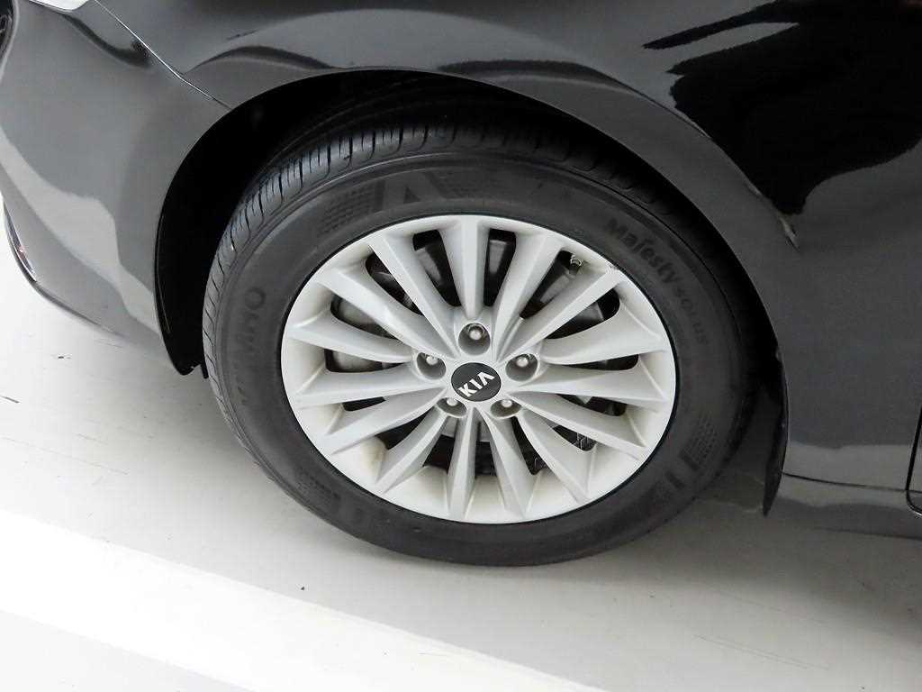 KIA K7 2016 Negro - Importación desde Corea - HF Imports Iquique - Foto 19