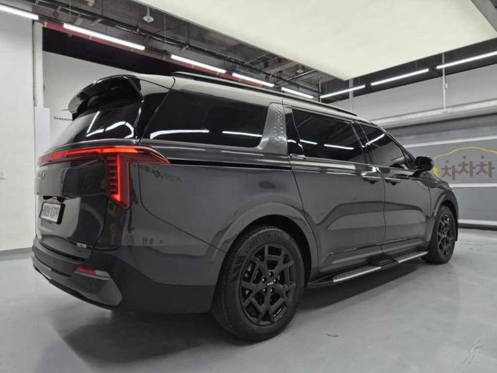 KIA Carnival - Vista 2