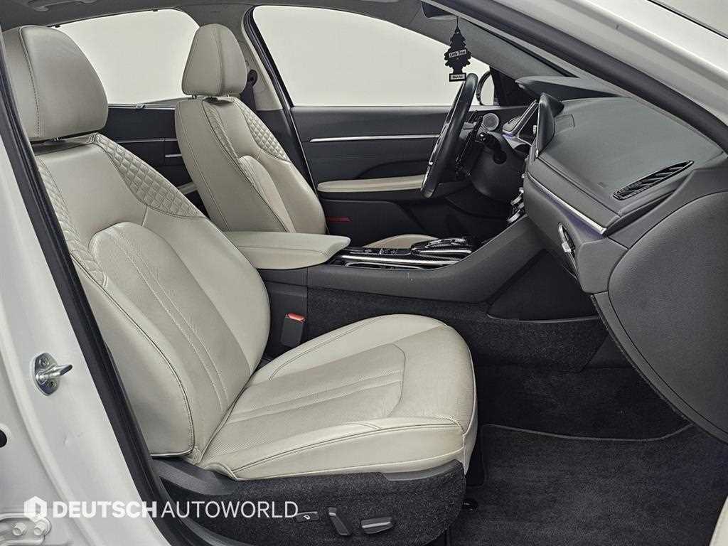 HYUNDAI Sonata - Vista 10
