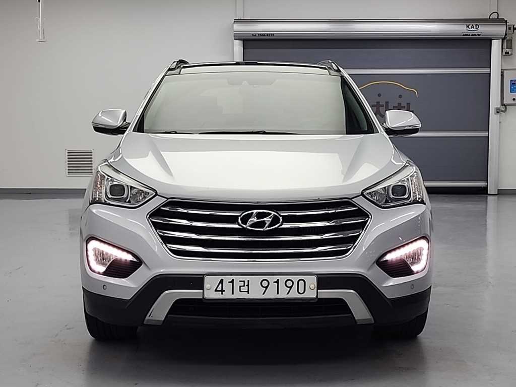 HYUNDAI Maxcruz - Vista 2