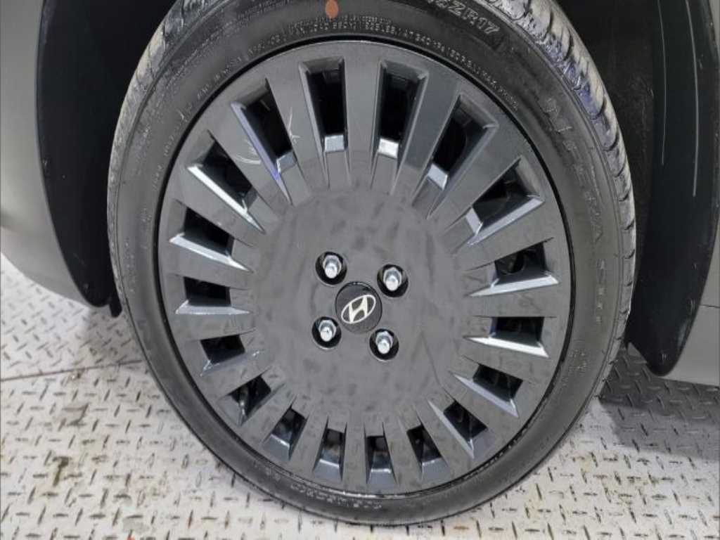HYUNDAI Casper - Vista 10