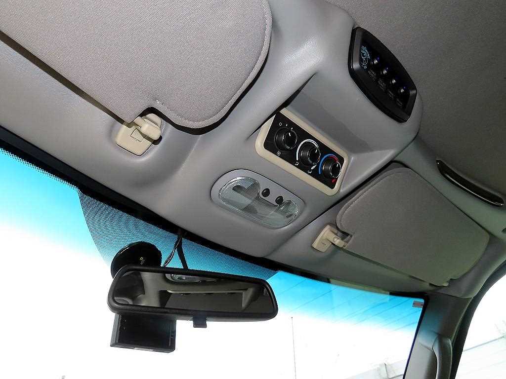 Chevrolet Express van 2015 Negro - Importación desde Corea - HF Imports Iquique - Foto 15