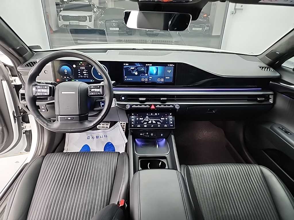 HYUNDAI Grandeur - Vista 7