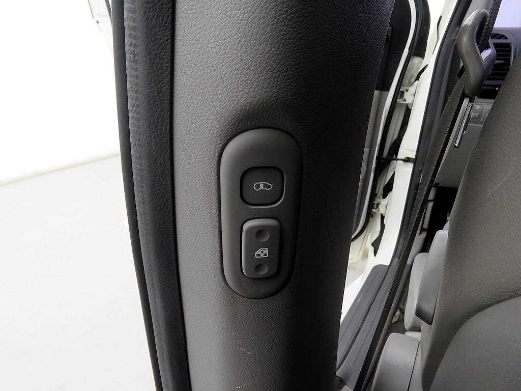 KIA Carnival - Vista 9