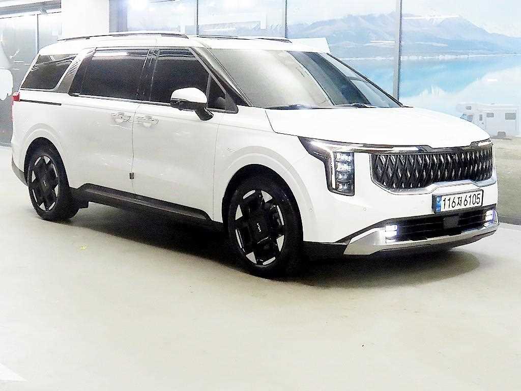 KIA Carnival 2024 Blanco - Importación desde Corea - HF Imports Iquique - Foto 1